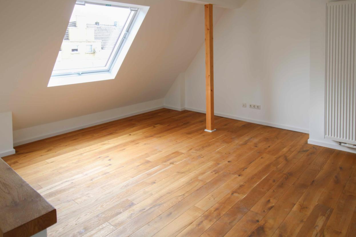 Schlafzimmer DG