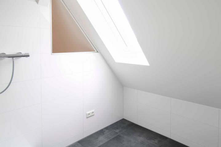 Badezimmer DG