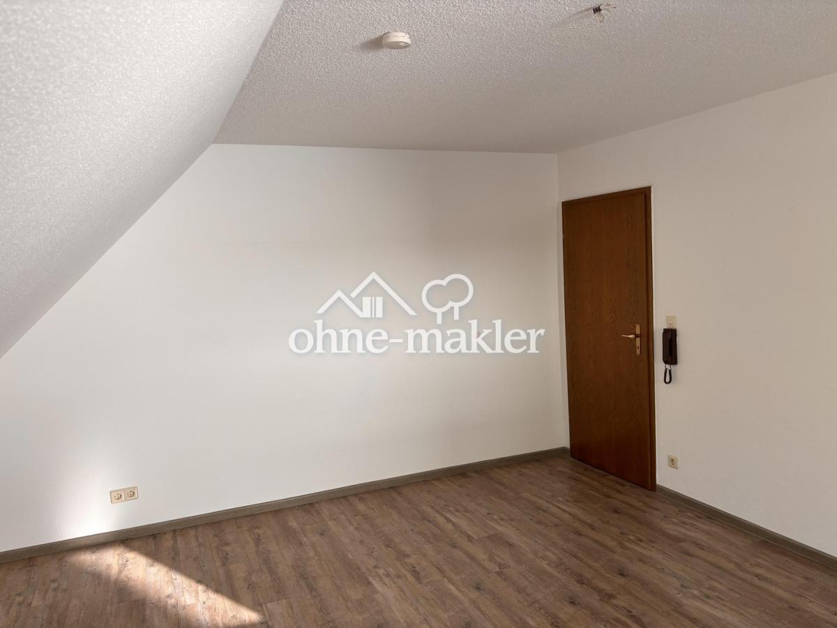 Schlafzimmer 1. OG Rebseite
