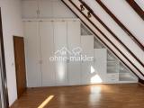 Schlafzimmer 2. OG rechts.
