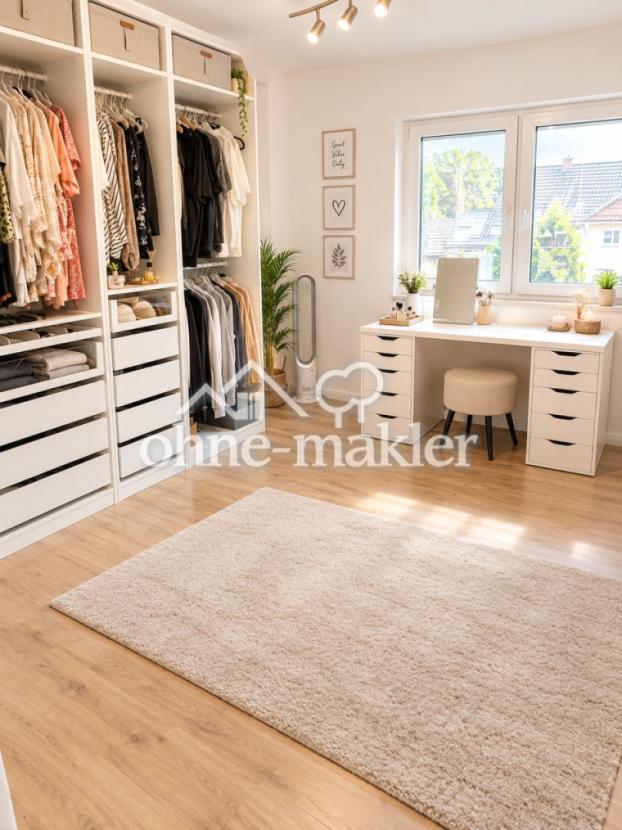 Schlafzimmer 1 oder Ankleidezi