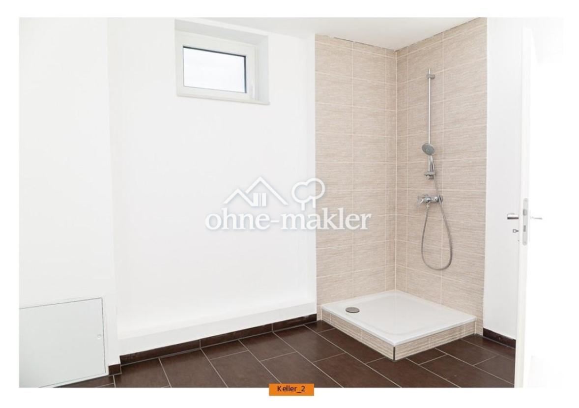 Dusche mit Saunaanschluss