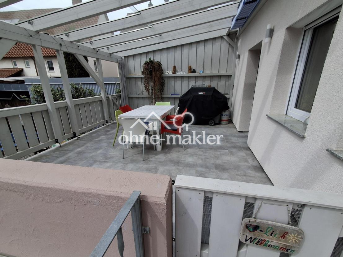 Terrasse & Hauseingang