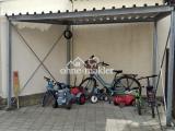 Hof Fahrrad-Garage/Holzlager