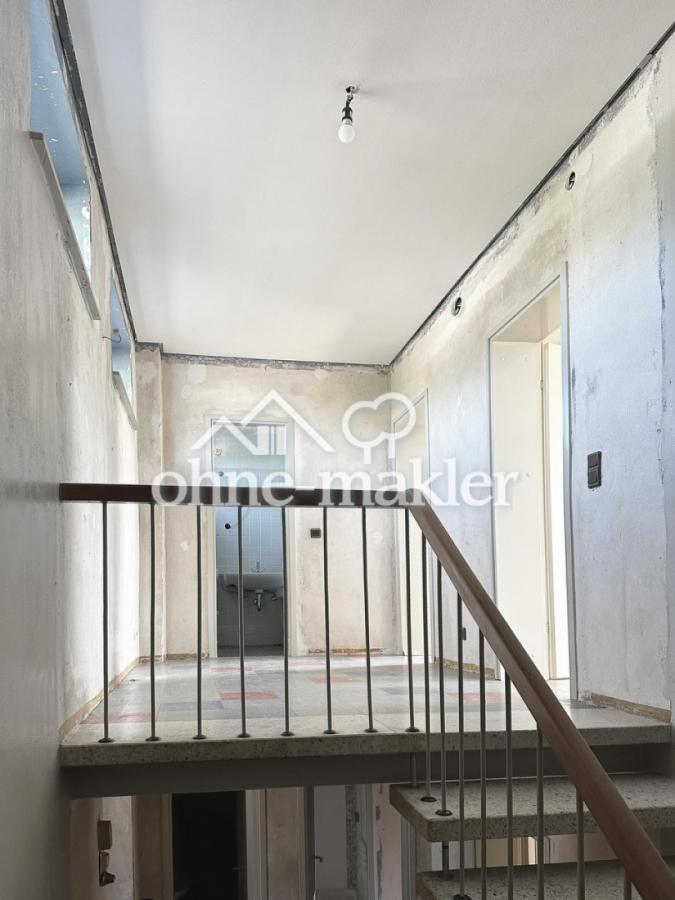 Treppe zum OG