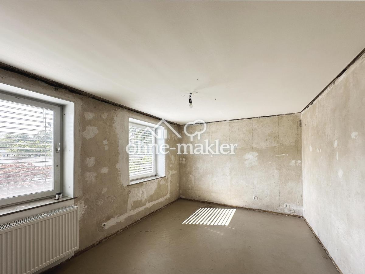 Zimmer rechts | 15,05 qm (1)