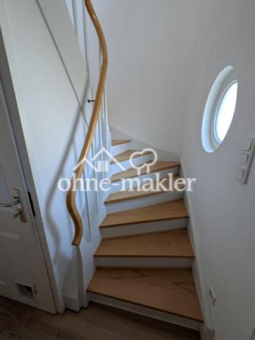 Treppe zum 1. OG