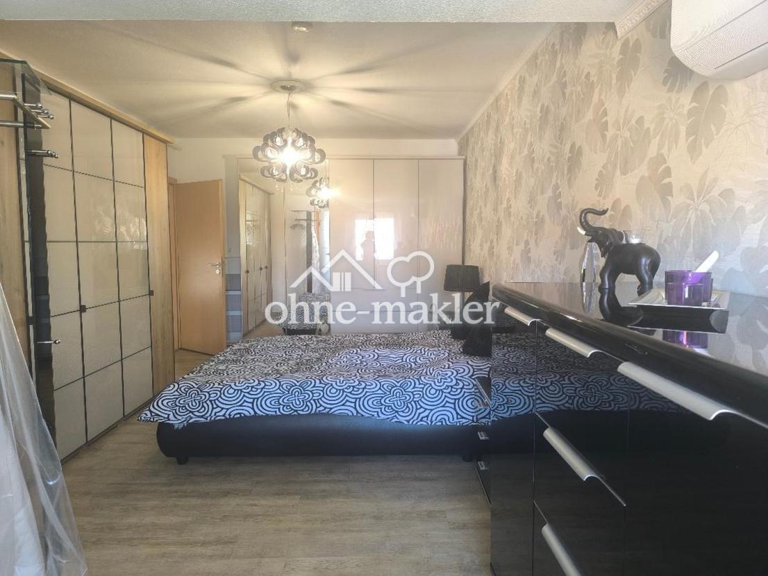 Schlafzimmer OG mit Klima