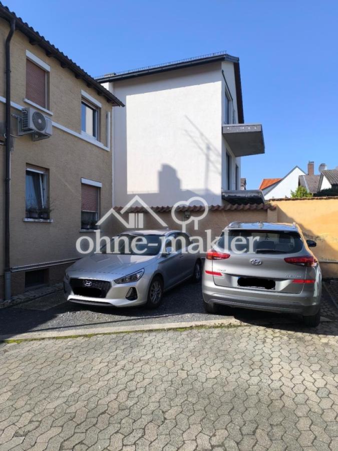 2 Stellplätze im Hof