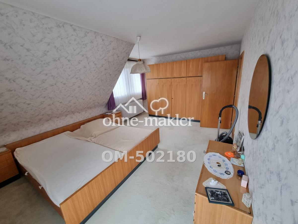 Schlafzimmer OG