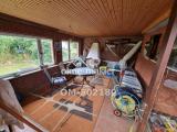 Partyraum mit Kamin