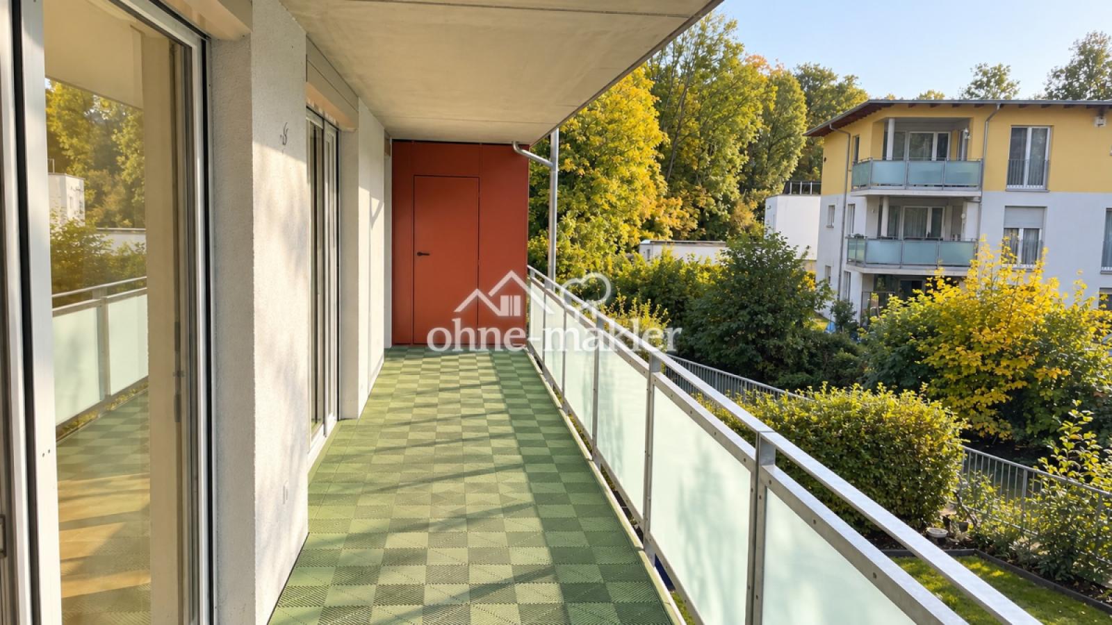 sonniger Süd-Balkon