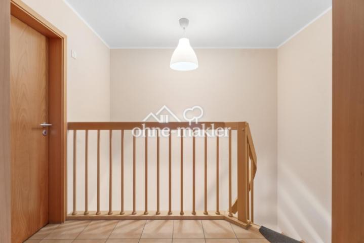 Flur_Treppe DG