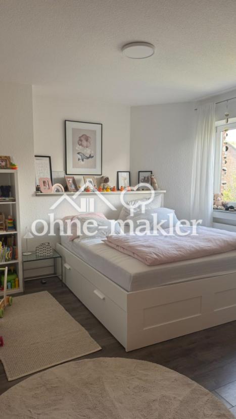 1. Schlafzimmer + Badezimmer