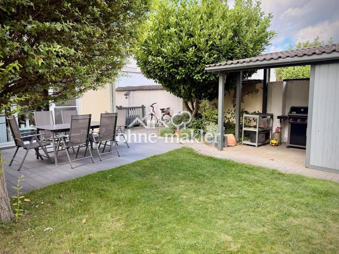 Terrasse und Grillecke