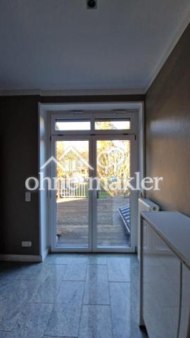 Küchentür OG zur Dachterrasse