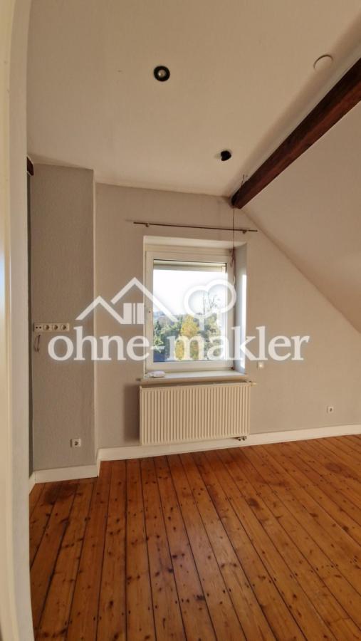 Schlafzimmer 1 DG