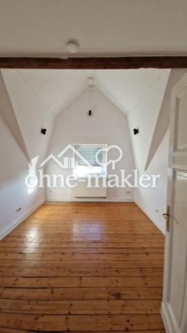 Schlafzimmer 3 (Erker)  DG