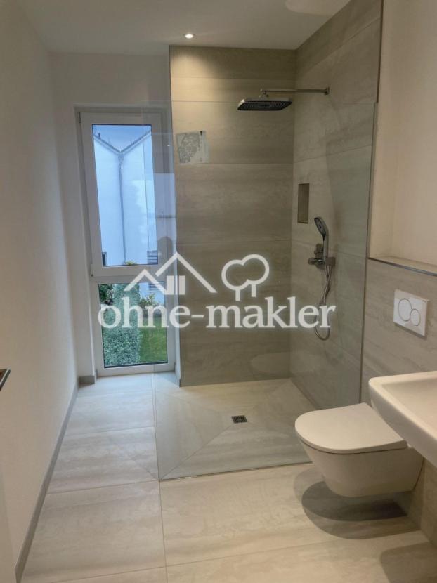 Bad mit Walk-in-Dusche