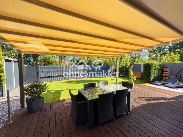 Terasse mit Garten