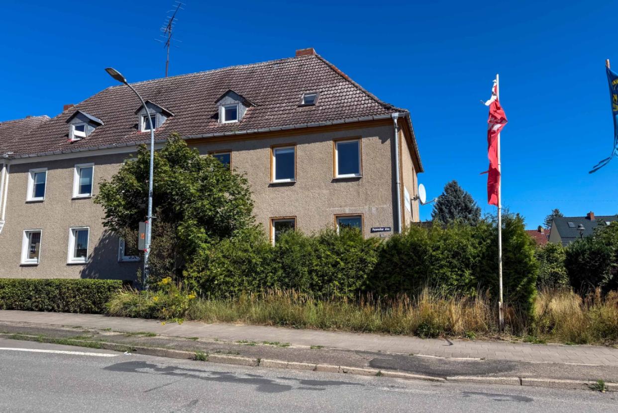 Außenansicht Straßenseite