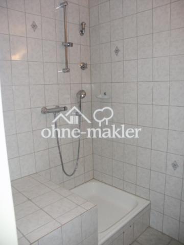 Bad  mit Dusche