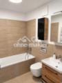 Familienbad mit Badewanne