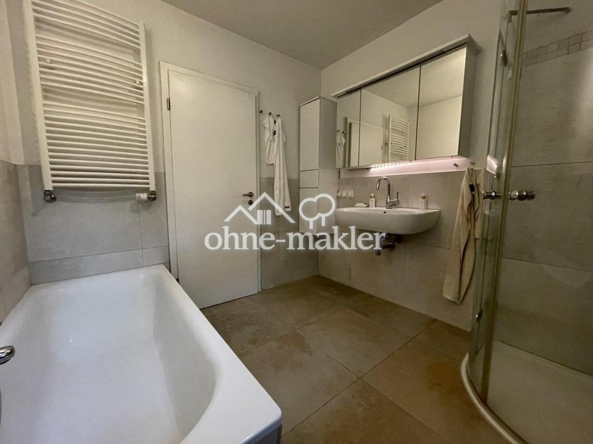 Vollbad/Badezimmer