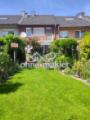 Hausansicht Garten
