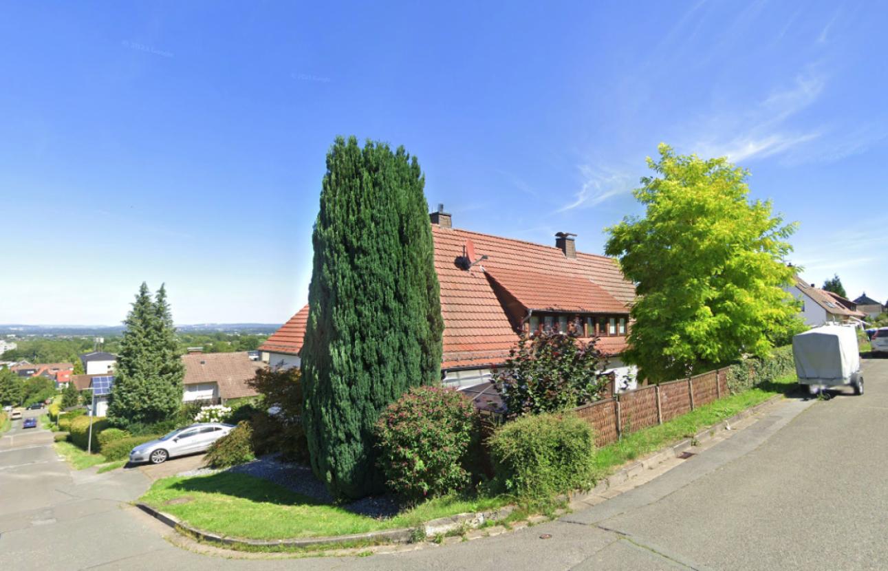 Straßenansicht