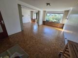 Wohnzimmer mit Parkett
