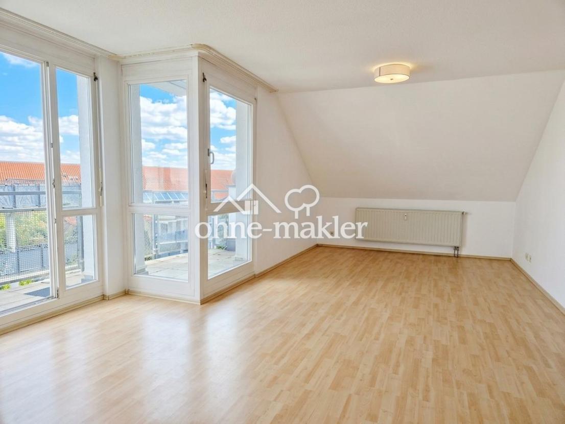 Wohnzimmer mit Terrasse