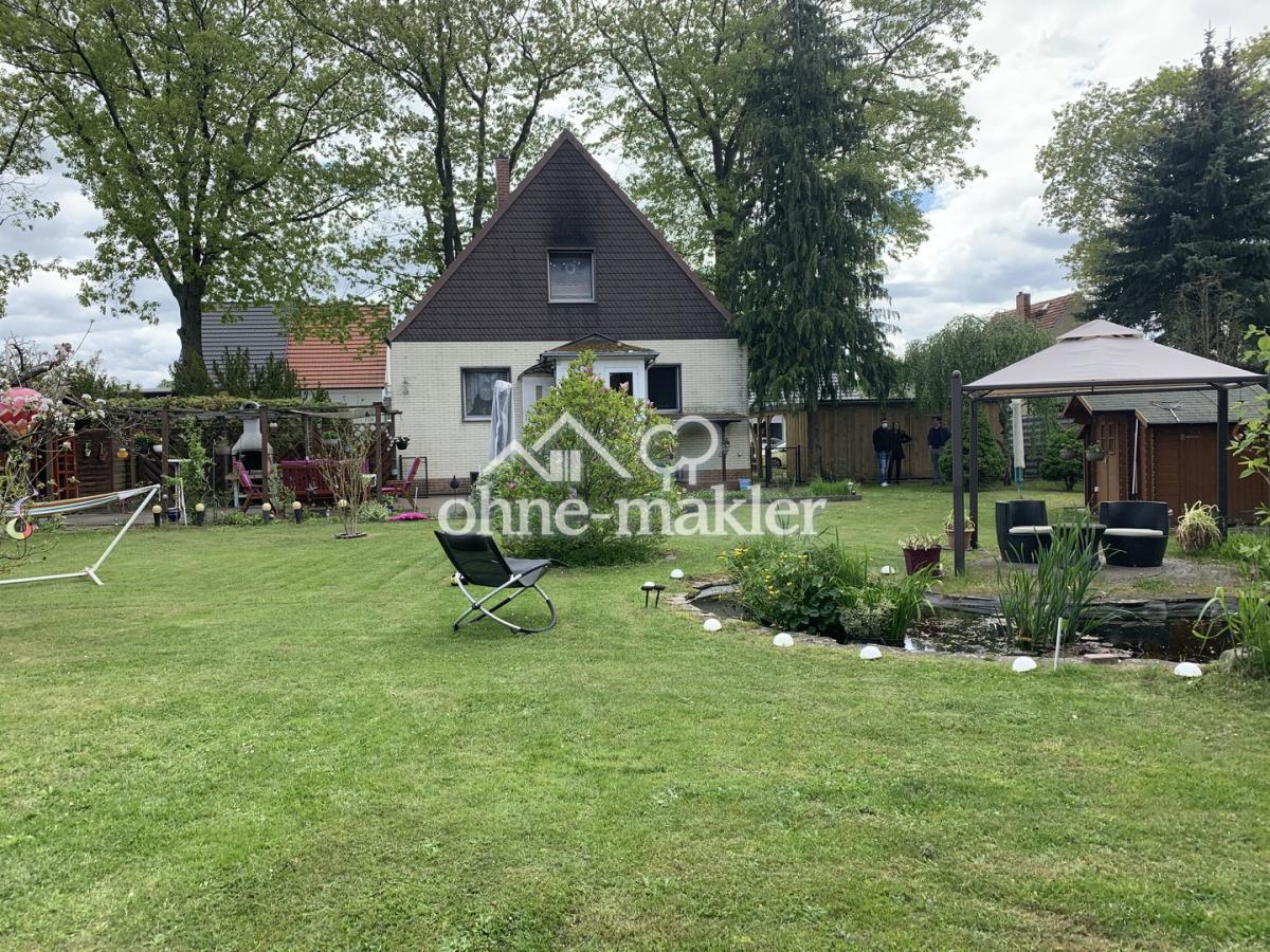 EFHaus mit grossem Garten 
