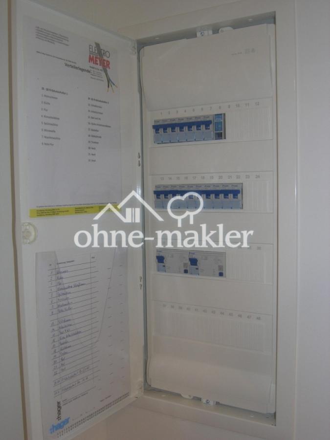 02A_Flur_Sicherungsschrank