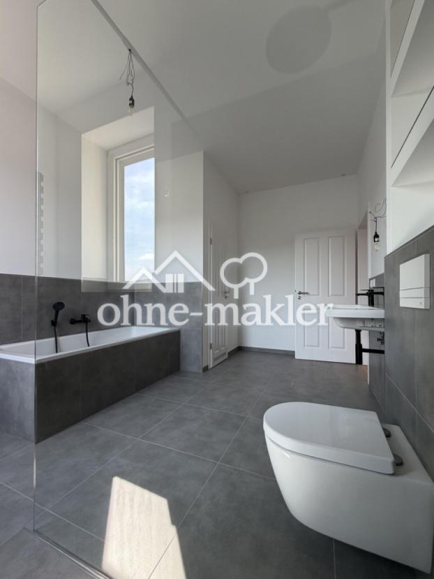 Badezimmer (Tageslicht)