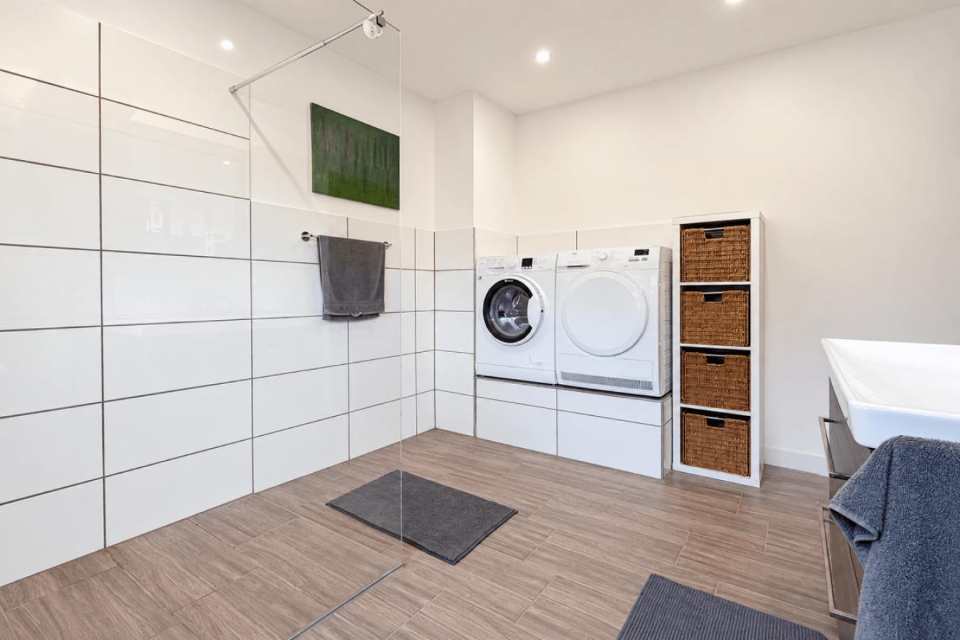 Badezimmer EG