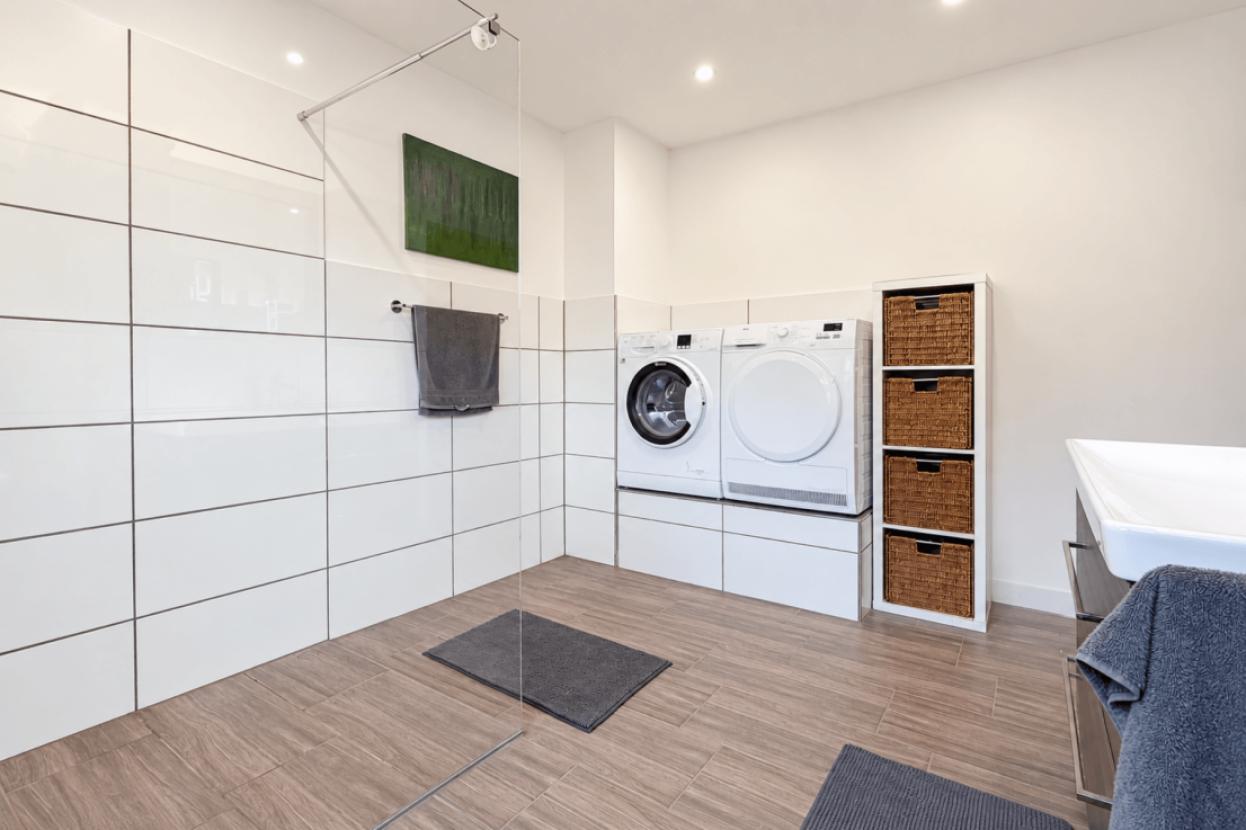 Badezimmer EG