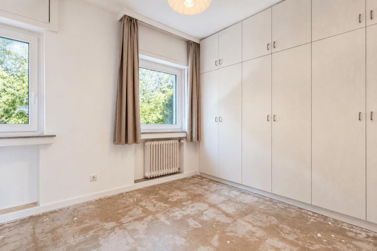 Ankleideraum/Büro OG