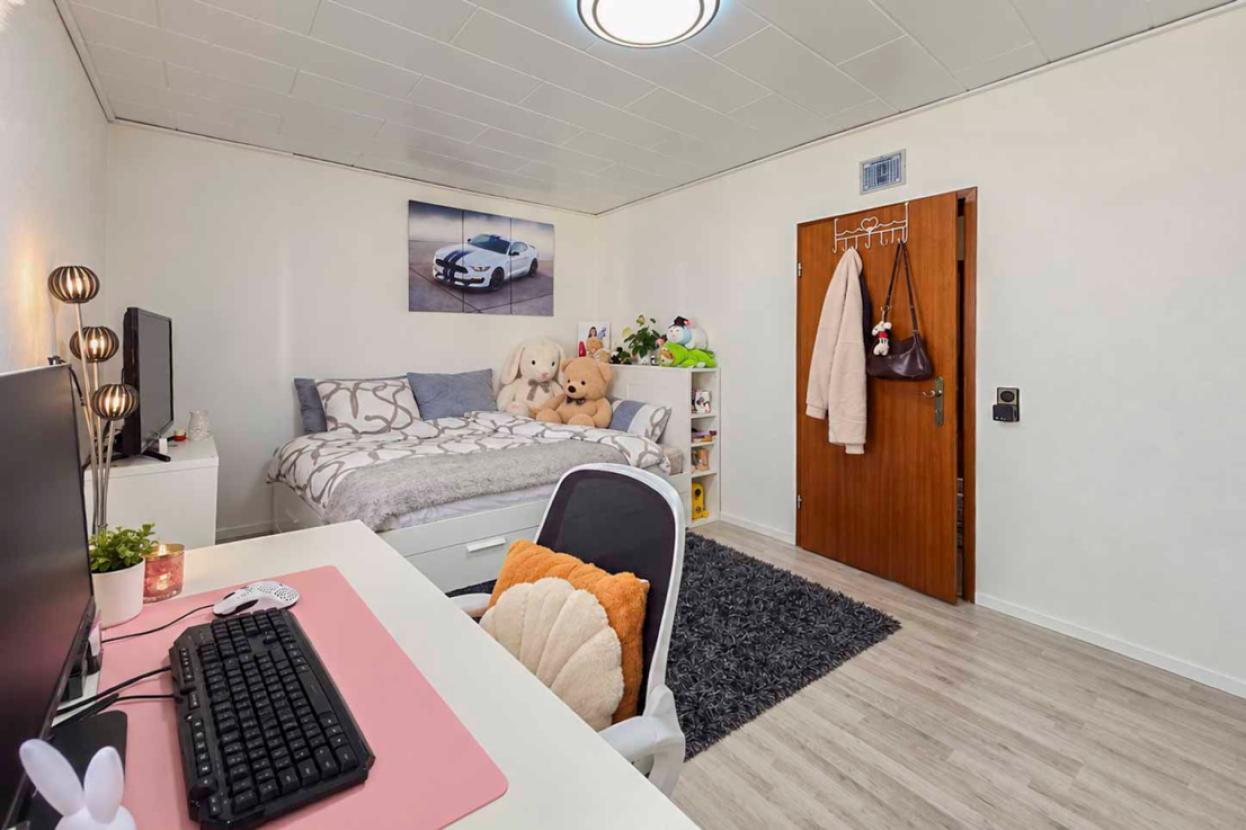 Jugendzimmer 1