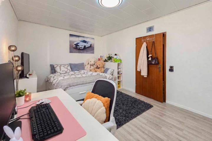 Jugendzimmer 1