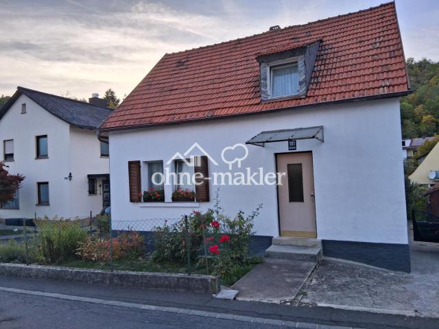 Altbau - Frontansicht