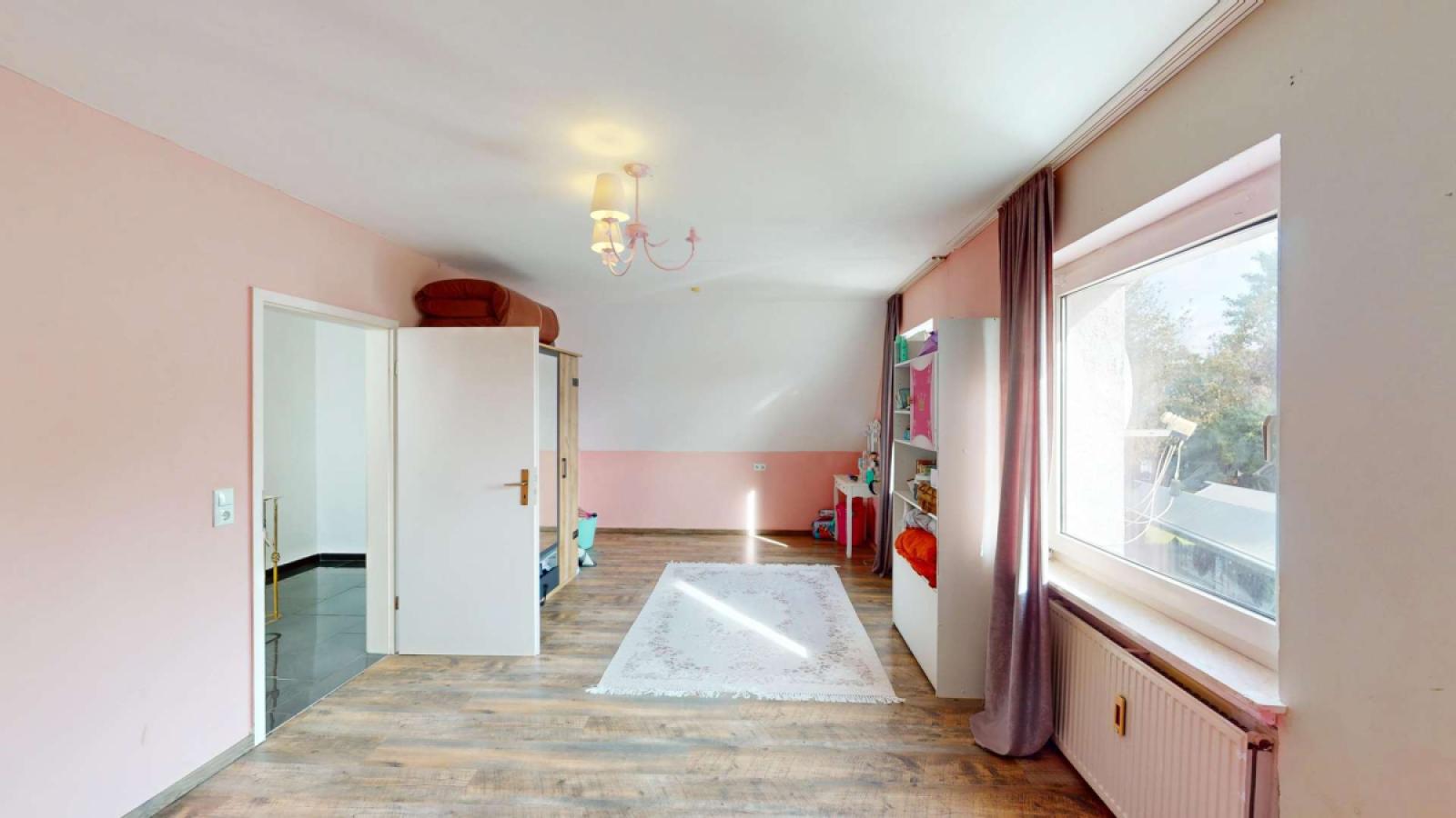 Schlafzimmer im OG