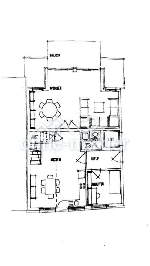 3. Etage mit großem Balkon
