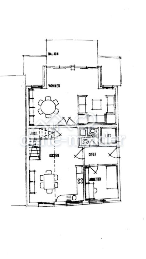 3. Etage mit großem Balkon
