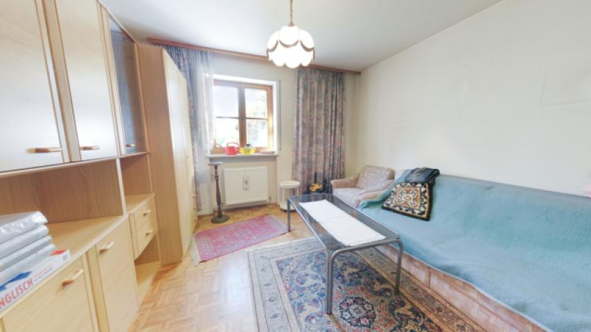Arbeitsraum oder Gästezimmer