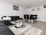 Wohnzimmer und Essbereich