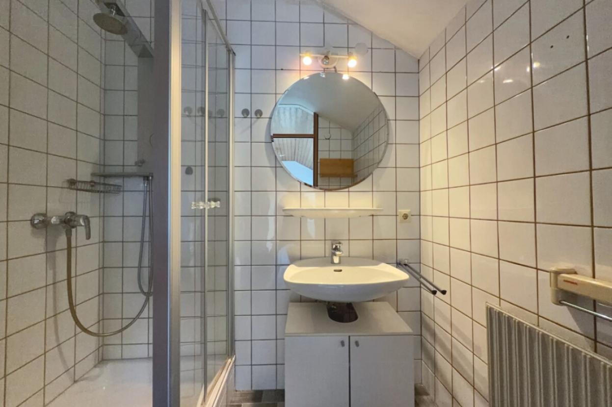 Bad mit Dusche
