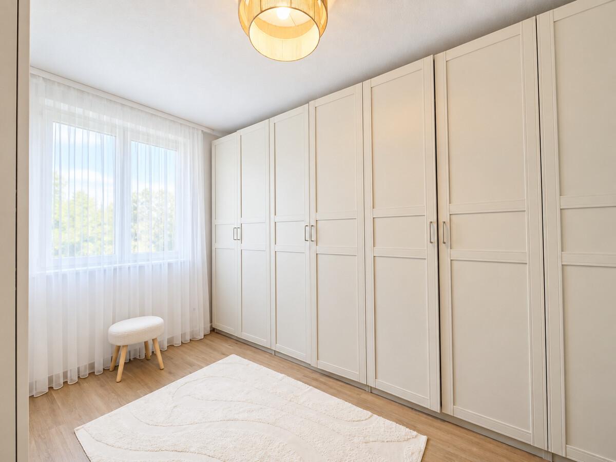 II. Schlafzimmer
