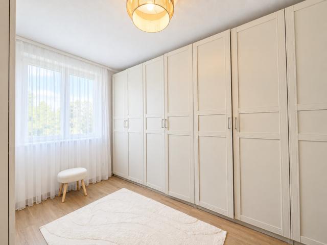 II. Schlafzimmer