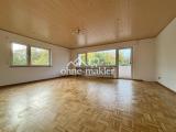 Das Wohnzimmer Balkonzugang 1